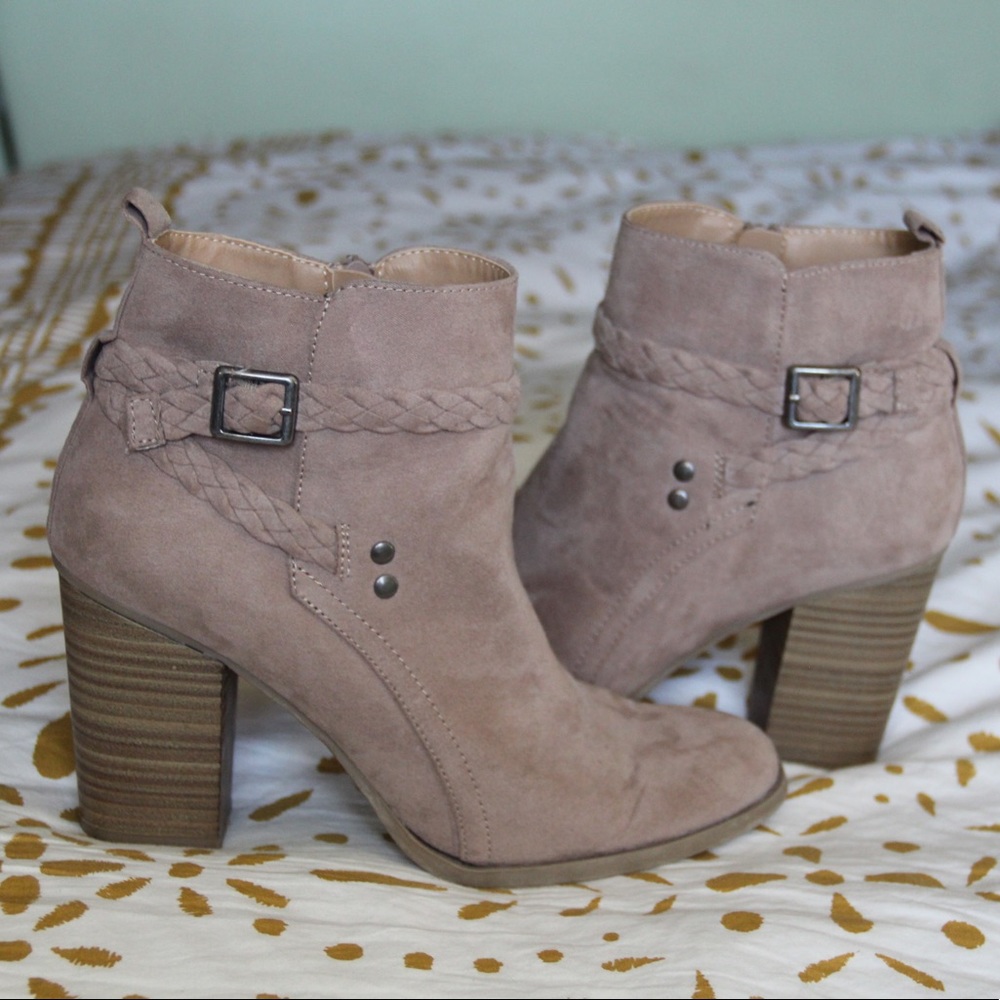 Report Heeled Booties